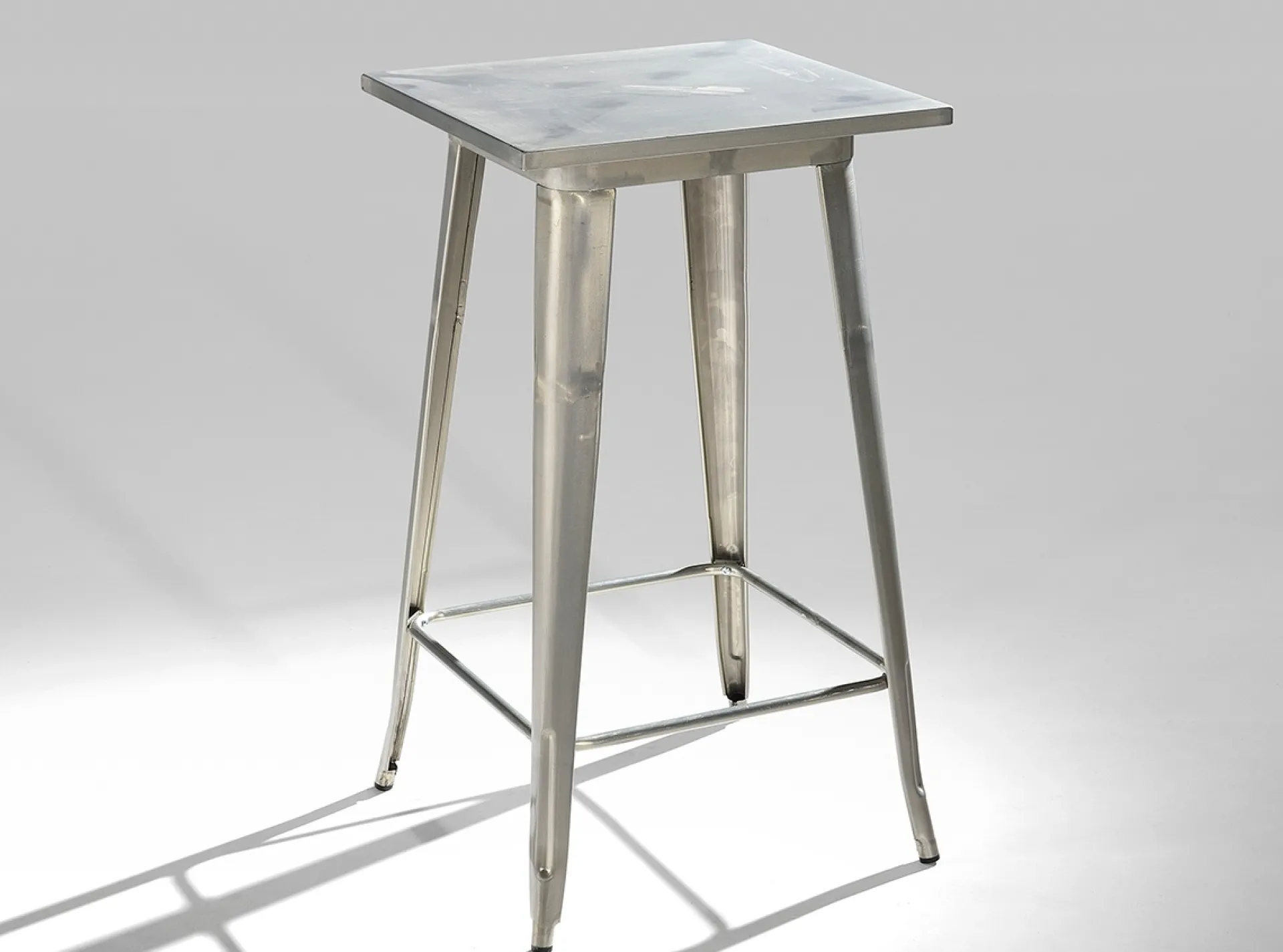 Clearance Muebles La Fabrica MODELO TARAGO