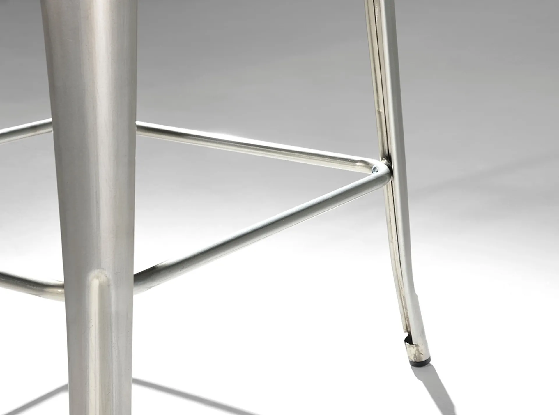 Clearance Muebles La Fabrica MODELO TARAGO